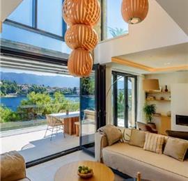 4 Bedroom Villa with Pool, Sumartin, sleeps 8